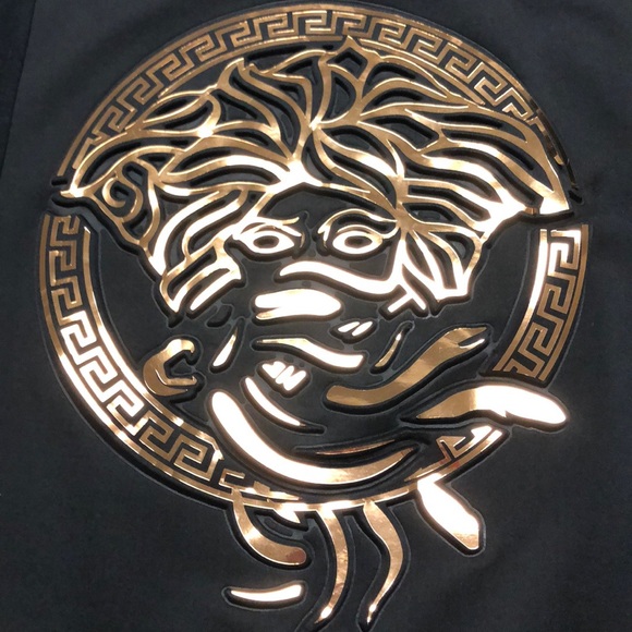 Bleecker and mercer Black tee with greek design - Picture 4 of 6